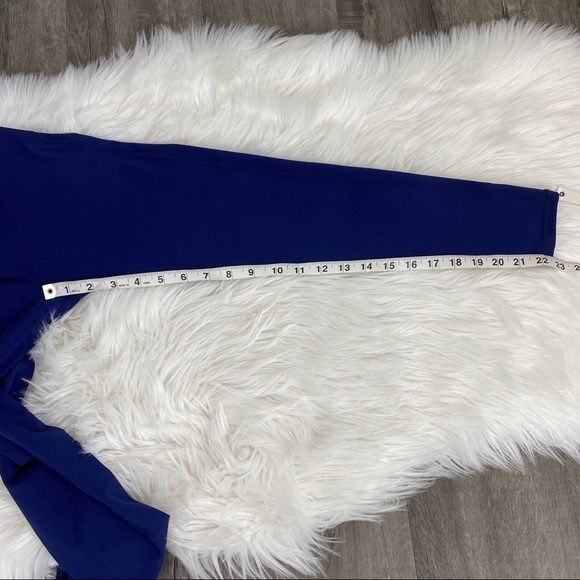 Fabletics Navy Mid-Rise Pureluxe Capri Leggings - Picture 7 of 7